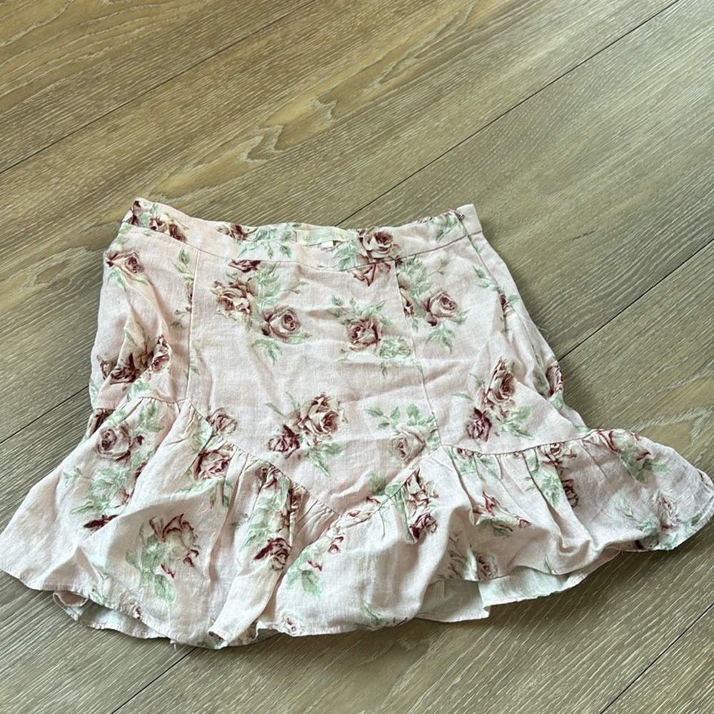 LOVESHACK FANCY SKIRT SIZE 2
